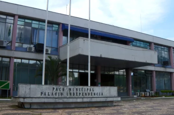 Prefeitura de Valinhos se encontra com Cooperativa de Apicultores e Agricultores Familiares de Araras e Região