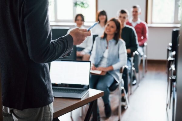 Treinamento aos profissionais da UPA em Valinhos