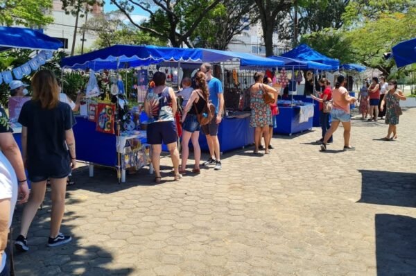 Valinhos está selecionando artistas e artesãos interessados em participar da Feira Arte na Praça