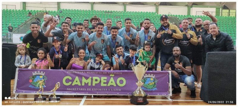 Unidos do Pinheirão vence Campeonato Valinhense de Futsal 1ª Divisão