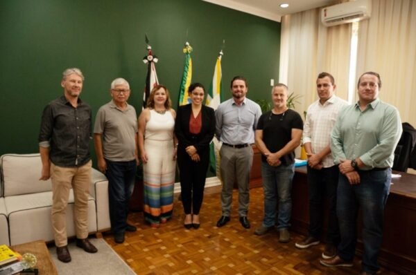 <strong><em>Prefeitura de Valinhos e Embrapa lançam projeto Agrival em apoio à agricultura familiar</em></strong>