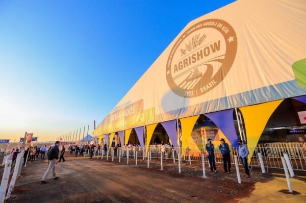 Linhas de geradores de energia são atrações na Agrishow 2023