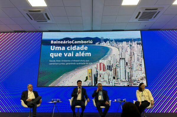 Balneário Camboriú é case em seminário sobre verticalização