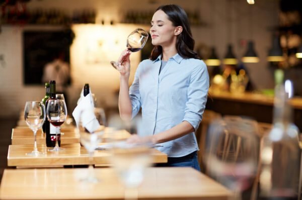 Brasileiro consome em média dois litros de vinho por ano