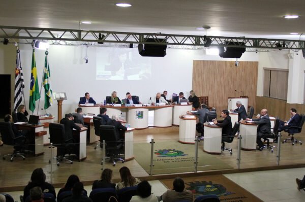 Câmara aprova, em 1ª votação, pedido da Prefeitura para fazer empréstimo de até R$ 80 milhões