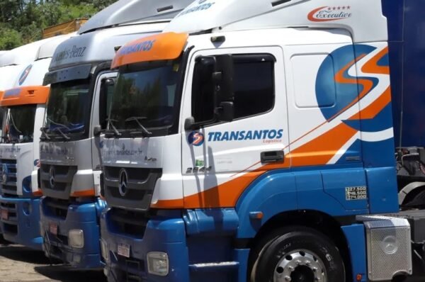 Transantos Transportes contrata motoristas truck e carreteiros em Valinhos