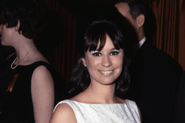 Ícone da Bossa Nova, Astrud Gilberto falece aos 83 anos