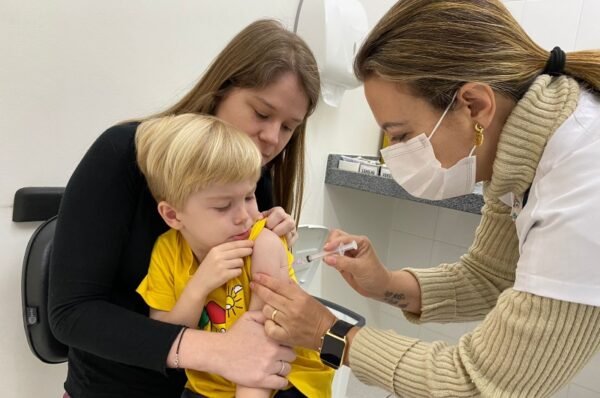 Valinhos realiza o dia “D de Vacinação contra Covid-19 e Influenza” neste sábado (3)
