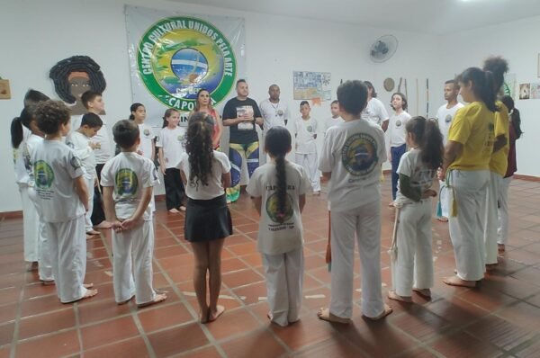 Contramestre Evandro ensina capoeira há mais de 12 anos em Valinhos