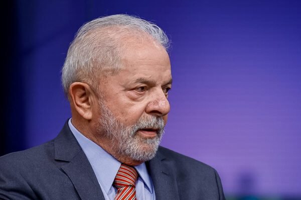 Governo Lula fecha o 1º semestre com rombo milionário nas contas