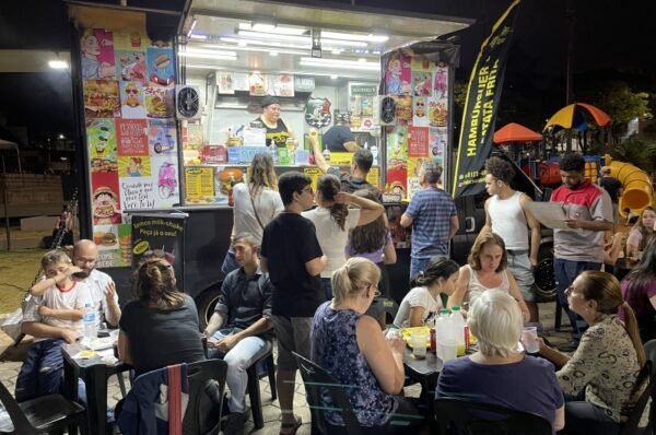 Point do Food Truck tem pop e rock com Felipe Carvalho nesta quinta em Valinhos