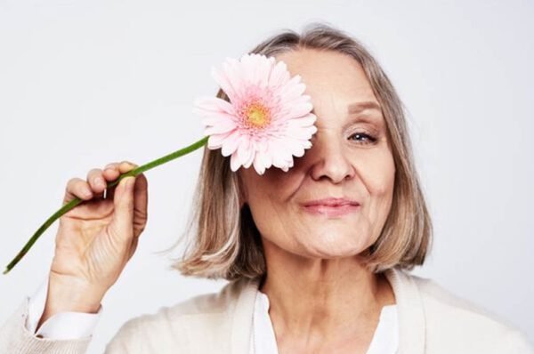 Confira os principais sinais do início da menopausa