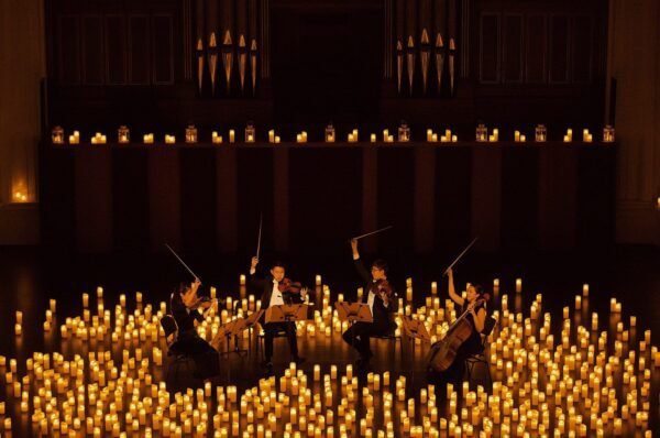 Candlelight ilumina Campinas com a magia da música clássica