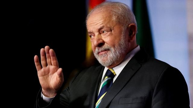 Presidente Lula passará por procedimento cirúrgico no quadril