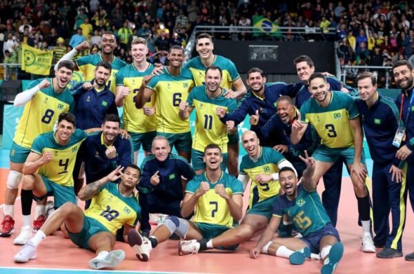 Seleção masculina de vôlei do Brasil inicia sua jornada nos Jogos Pan-Americanos Santiago 2023 com uma vitória impecável sobre a Colômbia