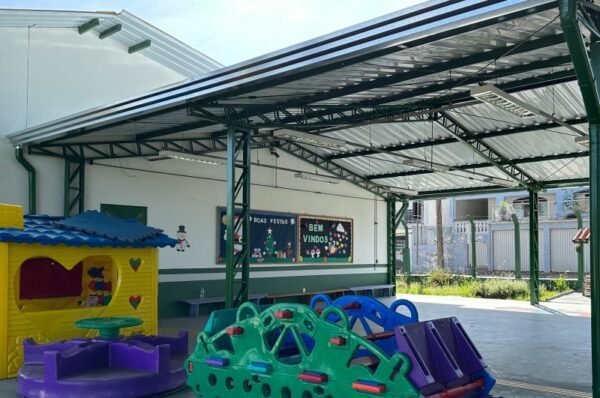 Prefeitura de Valinhos conclui reforma na EMEB Ângela Turcatti e avança nas obras escolares