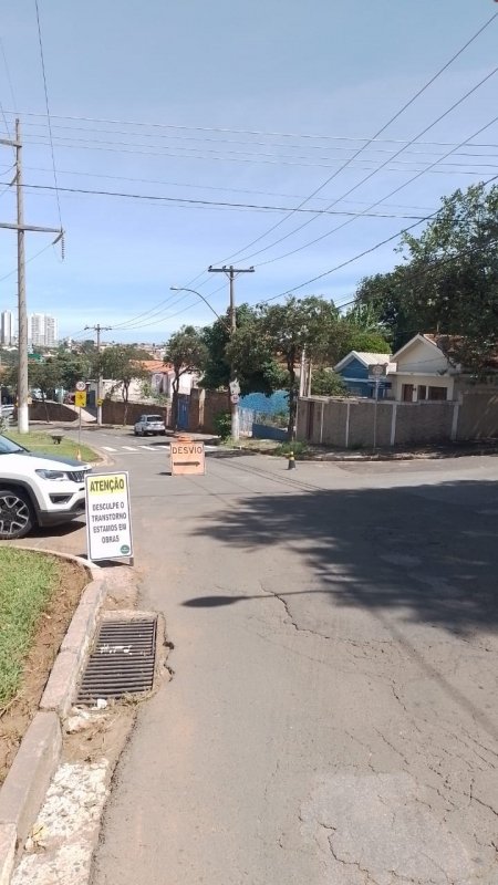 Trânsito desviado na Rua Orozimbo Maia para recapeamento em Valinhos