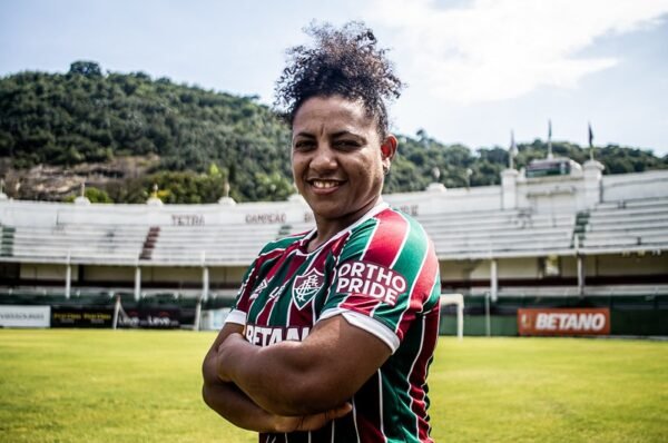 Jogadora de Valinhos estreia no Fluminense, neste sábado