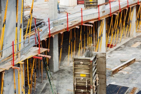 Setor da Construção Civil gera 35 mil novos empregos em fevereiro