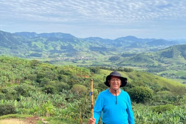 Aos 73 anos, José Baziotti Neto percorre o Caminho da Fé até Aparecida