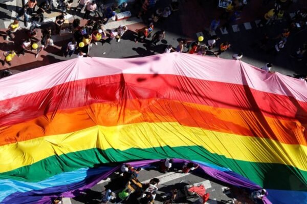 Campinas terá Parada LGBT+ neste domingo com quatro trios elétricos