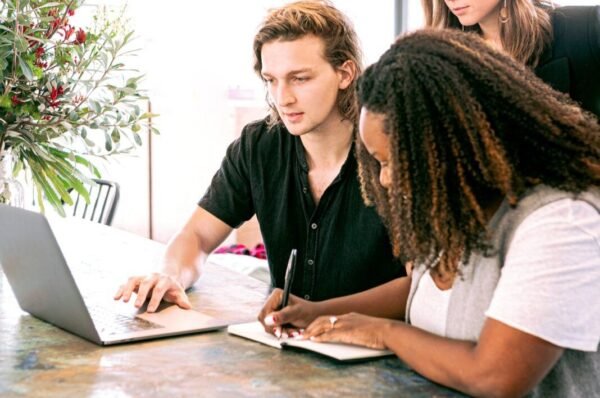 SEBRAE Valinhos lança curso para Capacitação em Contratação de Equipes de Sucesso