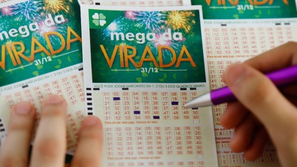 Começam as apostas para a Mega da Virada 2024 com prêmio recorde de R$ 600 milhões