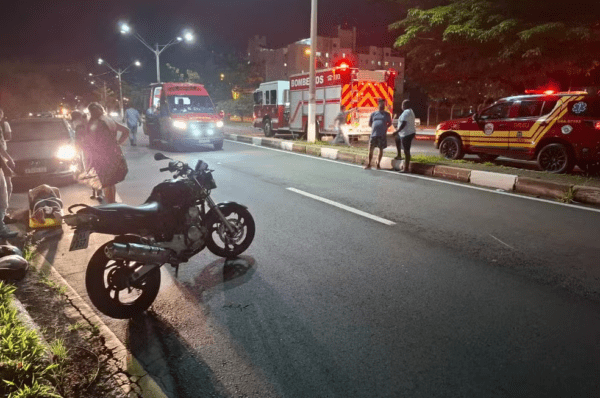 Moto atropela dois pedestres na divisa entre Valinhos e Campinas