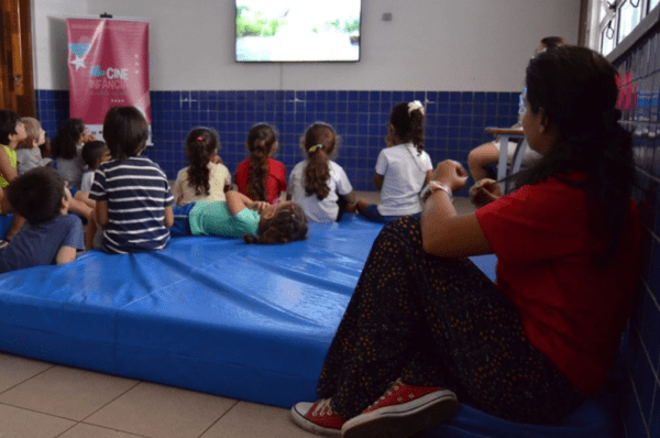 Cine Infância leva cinema brasileiro e roda de conversa para EMEB em Valinhos