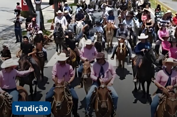 Desfile de Muladeiros abre a 74° Festa do Figo e 29° Expogoiaba será neste domingo, dia 12