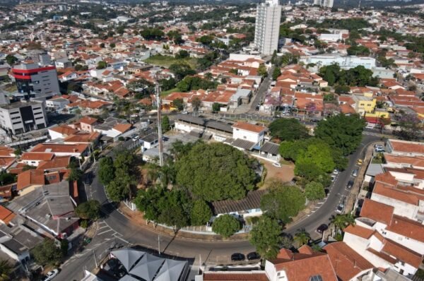 Prefeitura realiza reunião para revisão do Plano Municipal de Saneamento Básico