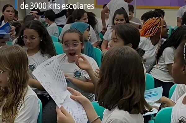 Ano letivo da Rede Municipal de Valinhos começa com entrega de mais de 3000 kits escolares