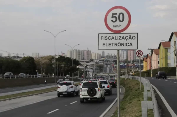 Em Campinas radares são ativados na John Boyd Dunlop para reduzir acidentes e controlar velocidade