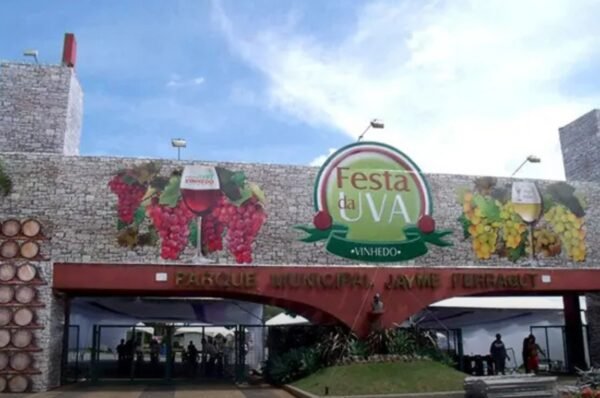 61ª Festa da Uva e 13ª Festa do Vinho de Vinhedo começa nesta sexta-feira, dia 14