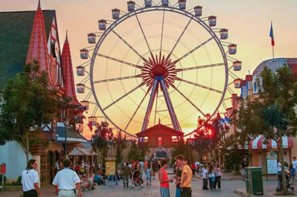 Hopi Arraiá: Festa Junina no Hopi Hari com Banda Eva, Rastapé e entrada gratuita para crianças