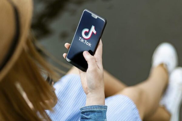China intensifica controle sobre vídeos curtos e combate a conteúdos manipulados nas redes sociais