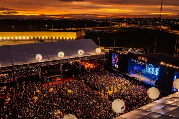 Festa do Peão de Paulínia 2025: Tradição sertaneja e emoção no rodeio agitam o Parque Brasil 500