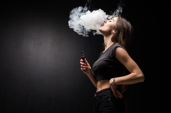 Campanha gamer “Vape Mata” combate o uso de cigarro eletrônico entre jovens no Brasil