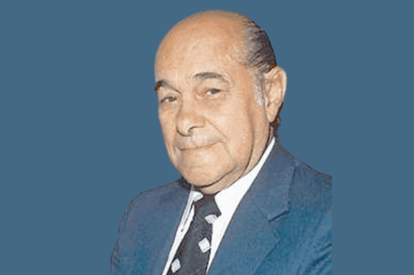 Avenida do Parque das Colinas tem o nome de Tancredo Neves, falecido há 40 anos