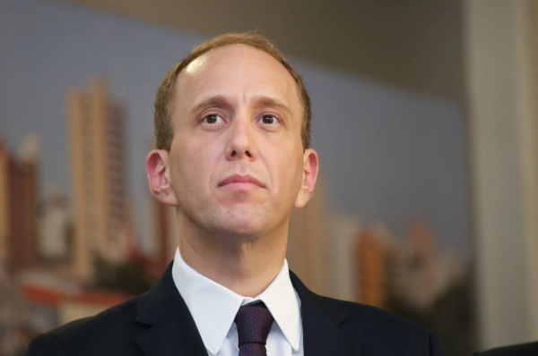 Prefeito de Sorocaba é alvo de operação da PF por suspeita de desvio de verbas da saúde